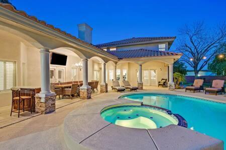 Lux 5Br Vegas Home W Pool, Spa, Games, Near Strip Λας Βέγκας Εξωτερικό φωτογραφία