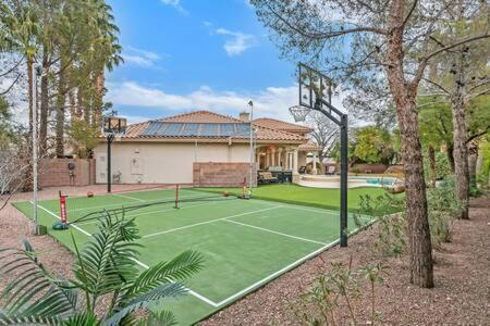 Lux 5Br Vegas Home W Pool, Spa, Games, Near Strip Λας Βέγκας Εξωτερικό φωτογραφία