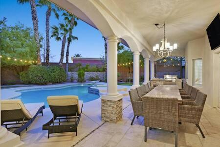 Lux 5Br Vegas Home W Pool, Spa, Games, Near Strip Λας Βέγκας Εξωτερικό φωτογραφία