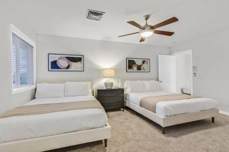 Lux 5Br Vegas Home W Pool, Spa, Games, Near Strip Λας Βέγκας Εξωτερικό φωτογραφία